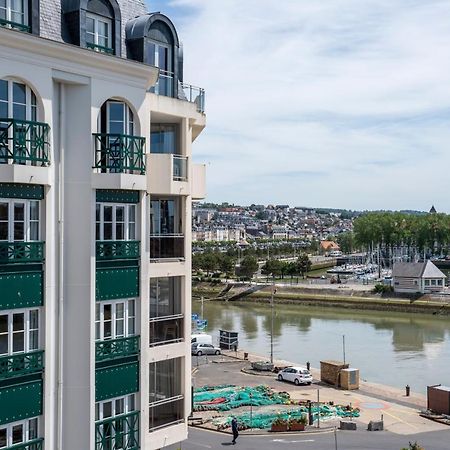 Sowell Hotels Le Beach Trouville-sur-Mer Ngoại thất bức ảnh