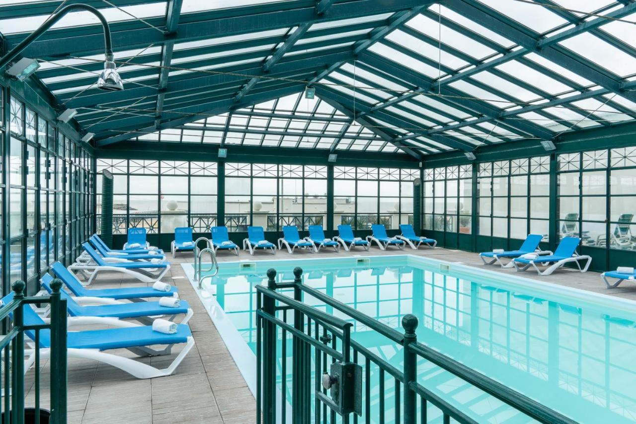 Sowell Hotels Le Beach Trouville-sur-Mer Ngoại thất bức ảnh