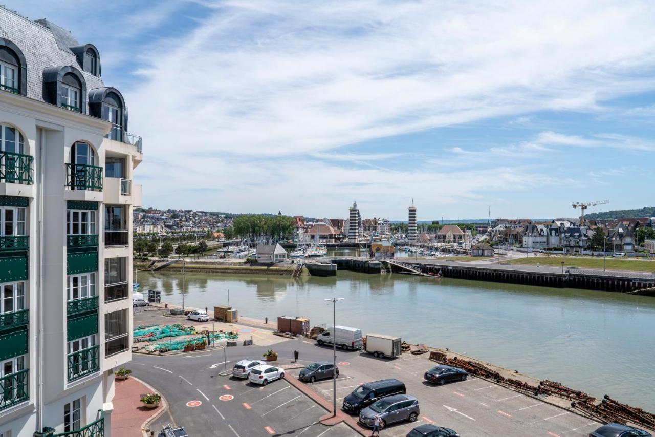 Sowell Hotels Le Beach Trouville-sur-Mer Ngoại thất bức ảnh