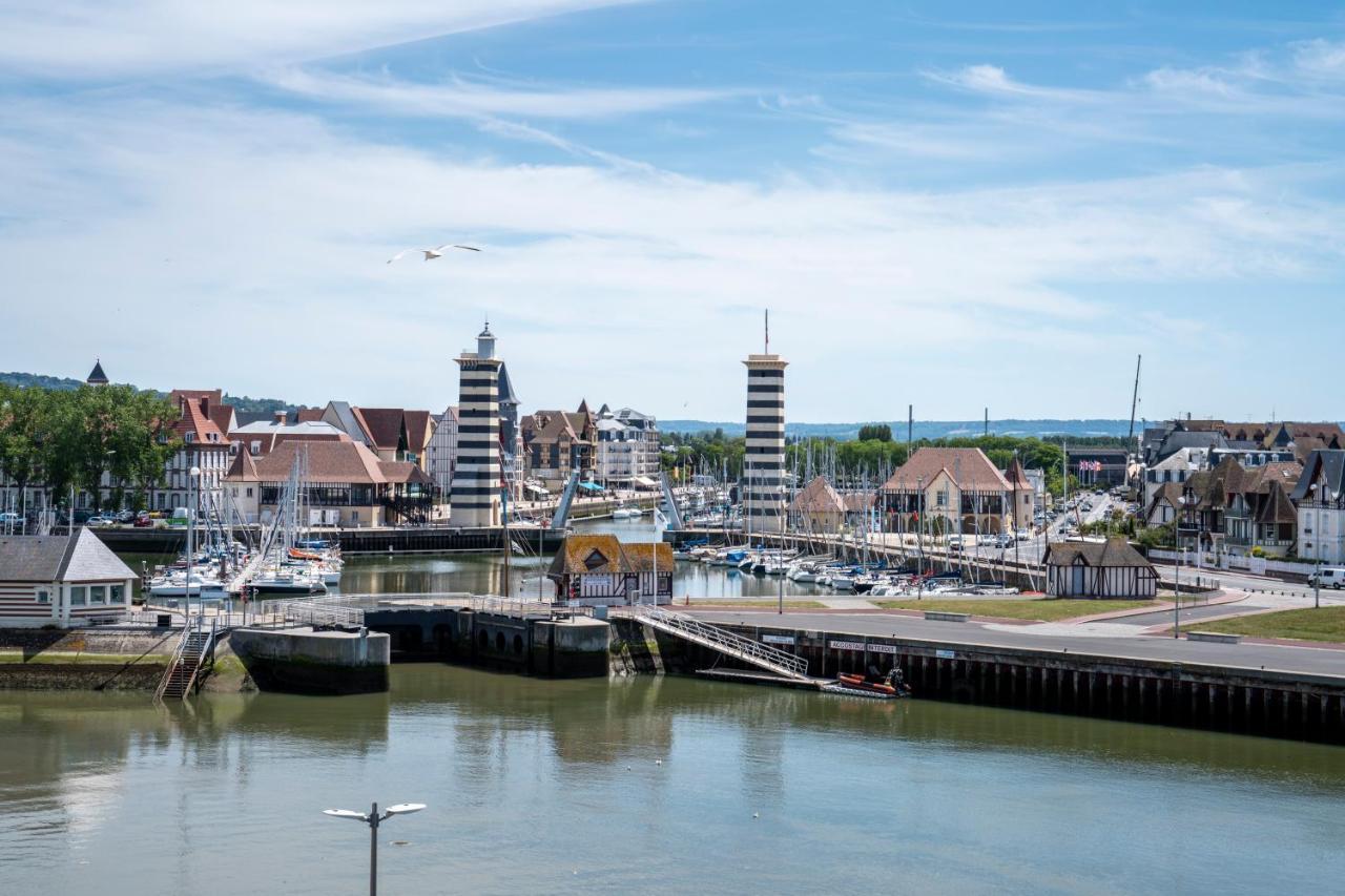 Sowell Hotels Le Beach Trouville-sur-Mer Ngoại thất bức ảnh