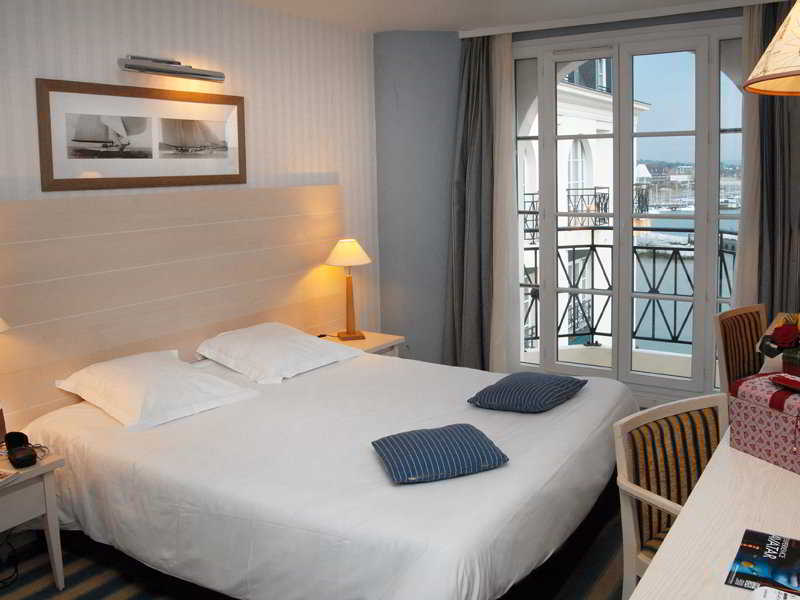 Sowell Hotels Le Beach Trouville-sur-Mer Ngoại thất bức ảnh
